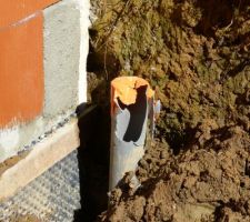 Casse du tuyau de ventilation du drain