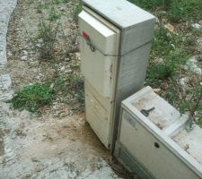 Borne à replacer par les terrassier.