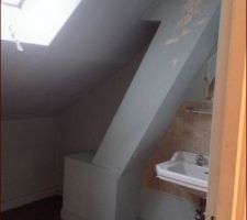 Etage, salle d'eau
