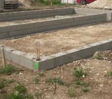 Élévation des murs du vide sanitaire