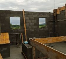 Vue de l'intérieur - fenêtre de notre salle de bain dressing