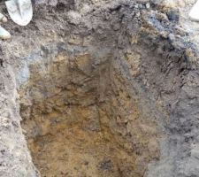 Trou du puisard avant