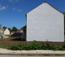 Terre &eacute;tal&eacute;