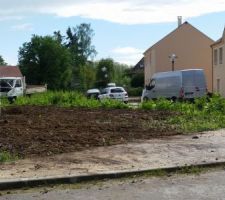 Terre &eacute;tal&eacute;