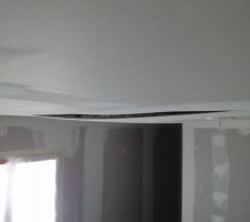 Problème de plaque au plafond