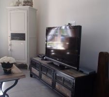 Nouveau meuble TV style industriel