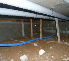Conduit PC évacuation vue sous la dalle coulée