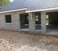 Terrain de niveau trés peu de terre à étallé