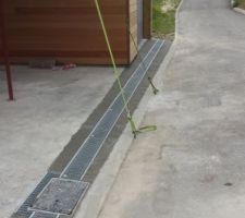Avancée du garage avec le caniveau