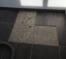 Carrelage à défaut retiré