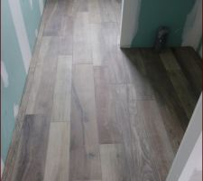 Le carrelage avec les joints