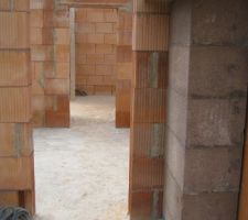 Une des chambres avec un bout de notre super conduit de chemin&eacute;