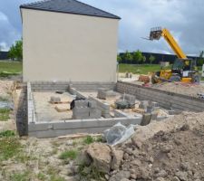 2015/05/20: élévation du vide sanitaire.