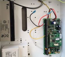 Centrale d'alarme paradox sp6000