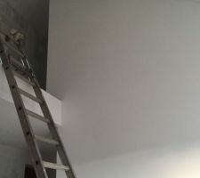 Peintures avant la pose de l'escalier