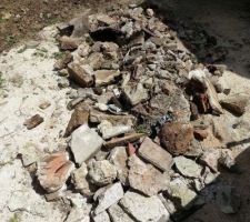 Ramassage des gravats du constructeur et préparation du jardin