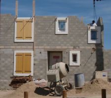 Installation des blocs "modénature, fenêtre, volets"