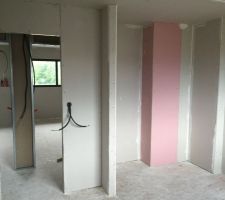 La chambre de soren côté couloir