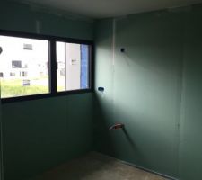 Salle de bain  côté extérieur