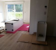 Début montage des meubles de la cuisine