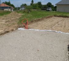 Chemin fini avec pose de la gaine elec pour le garage