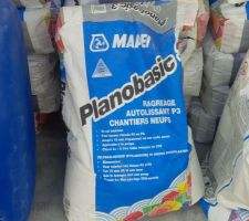 Petit passage sur le chantier, rencontre avec Produsol, ils sont venu faire le ragréage.
