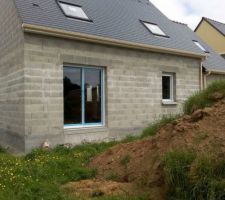 Menuiseries posées !!