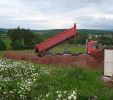 Stockage de la terre de remblais
