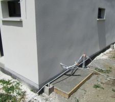 Dalle support de pompe à chaleur.