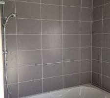 Salle de bain des enfants.