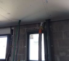 Cloison du plafond de l'étage
