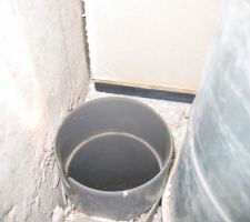 Photos pris al aveugle avec les premiers AP numérique a l aveugle gaine technique inaccessible dans l appartement