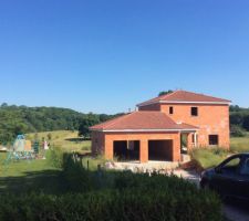 Et voilà, toiture finie.