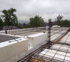 Détail dalle rdc. Nous avons utilisé des poutrelles et des hourdis isolés de chez Isoltop