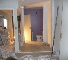 Vu de la chambre suppression du d&eacute;barras pour agrandissement chambre, WC et niche entr&eacute;e