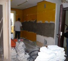 Cuisine vu de l'entr&eacute;e