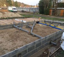 Le vide sanitaire.
Pr&eacute;paration de la dalle du Rdc.