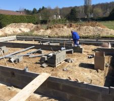 Le vide sanitaire. Mise en place des réseaux.