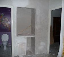 Niche entrée enduite