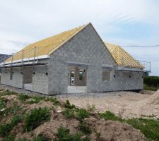 Le 08 juin 2015, début du montage de la charpente.