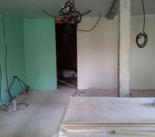 Toilettes et cellier