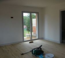 Chambre : peintures finies, reste à cirer le parquet