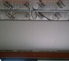 Debut plaquage plafond sous rempants