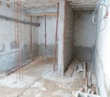 Le sous-sol sous l'entr&eacute;e