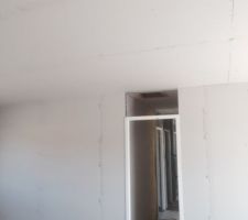 Passage vers le couloir des chambres