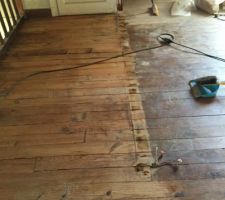 Décirage de parquet