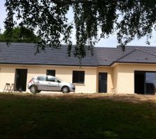 Peinture toit en couleur ardoise