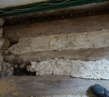 Poutres et joints pl&acirc;tre