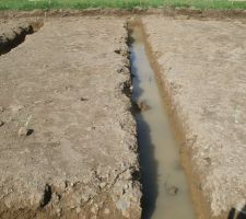 Les fouilles sont pleines....mais d'eau !!!!!!!!!!!!!!!!!!!!