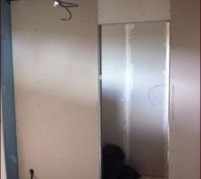 Placage cloison cellier